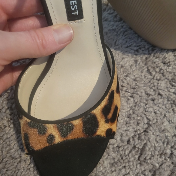 Leopard Heels - Picture 5 of 5